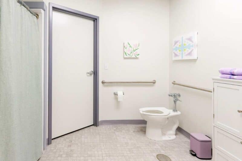Private Bathroom at Eating Disorder Treatment Center of Louisiana